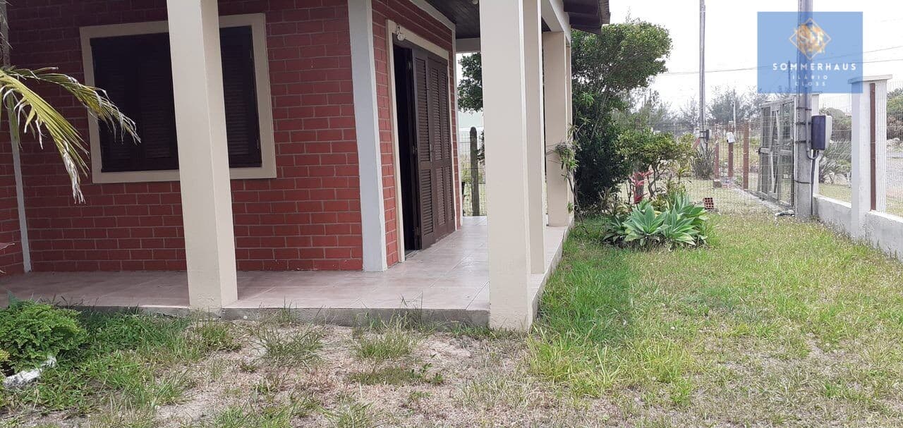 Casa 1 quadra do Mar em Capão da Canoa.