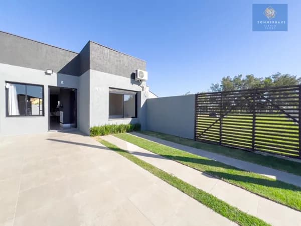 Casa a venda em Xangri Lá