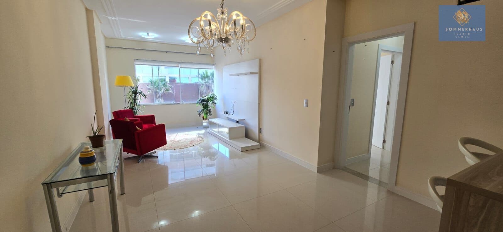 Apartamento 2 dormitórios com vista para o Mar