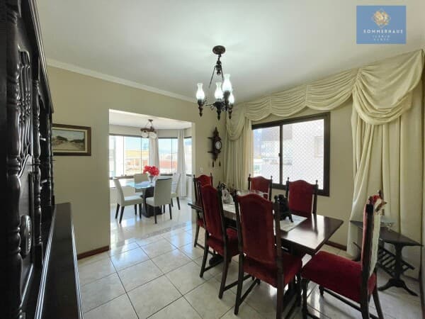 Apartamento 2 dormitórios de frente