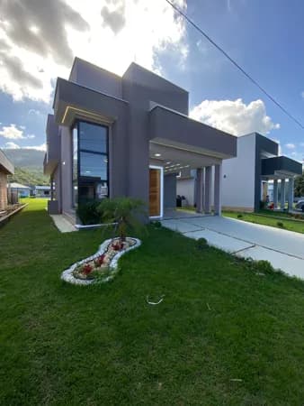Casa em Maricá - São José de Imbassai