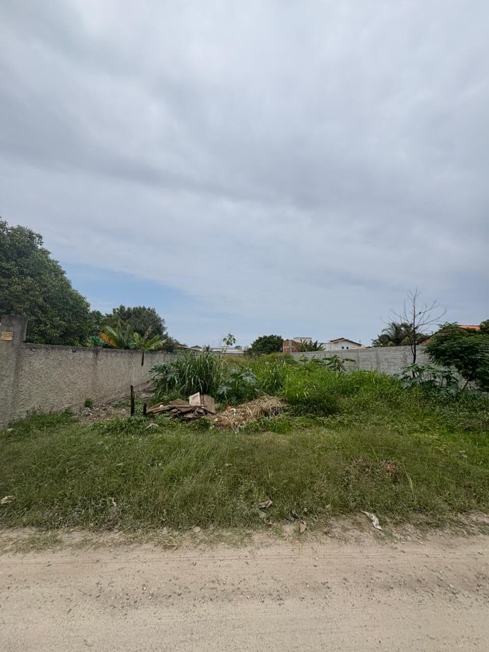 Lote/Terreno em Maricá - Jardim Atlântico Central (Itaipuaçu)