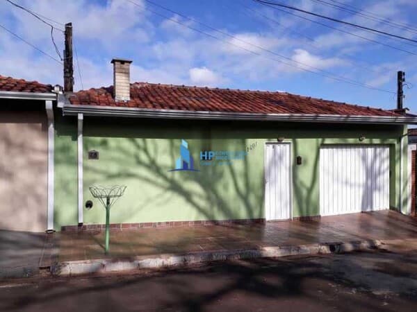 Casa em São Simão - Centro