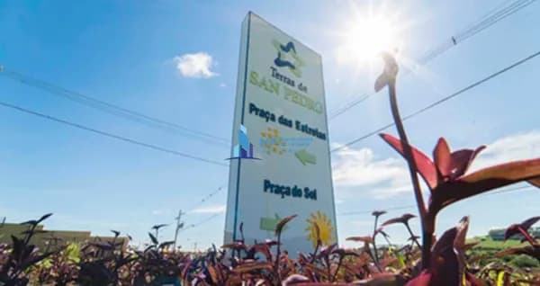 Terreno em Condomínio fechado - Esquina