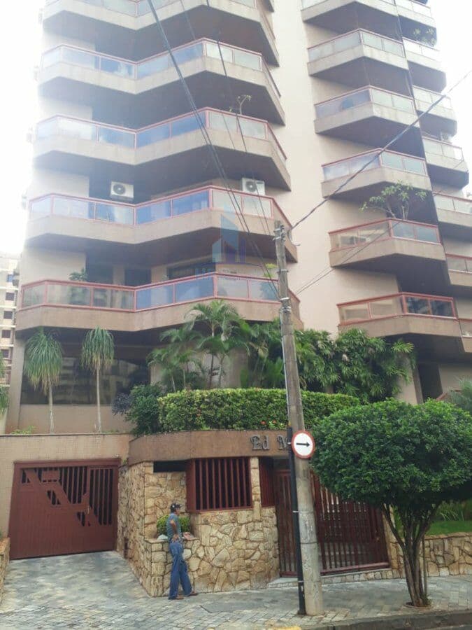 Apartamento Padrão para Venda em Centro Ribeirão Preto-SP