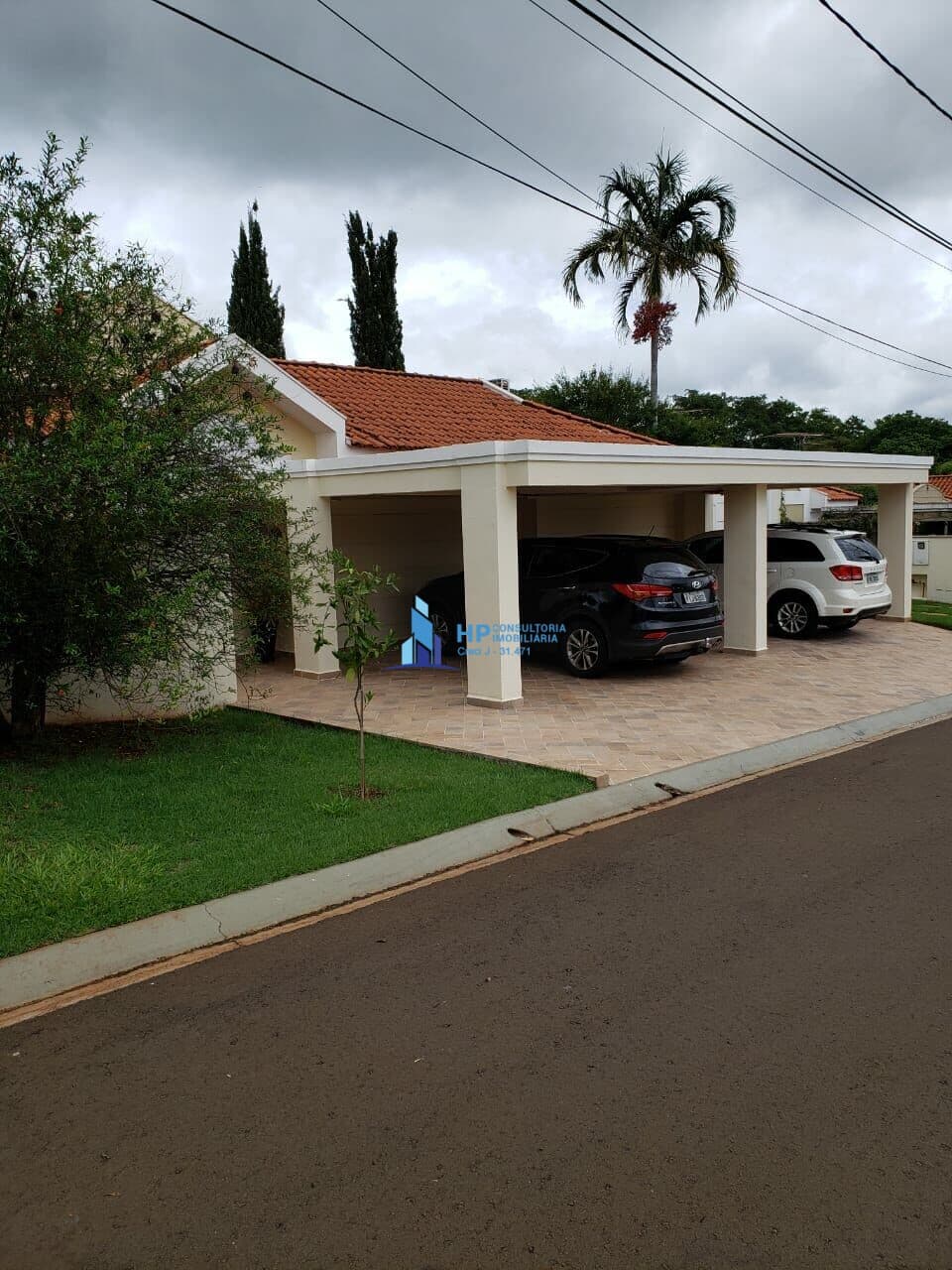 CASA NO CONDOMÍNIO SAN REMO