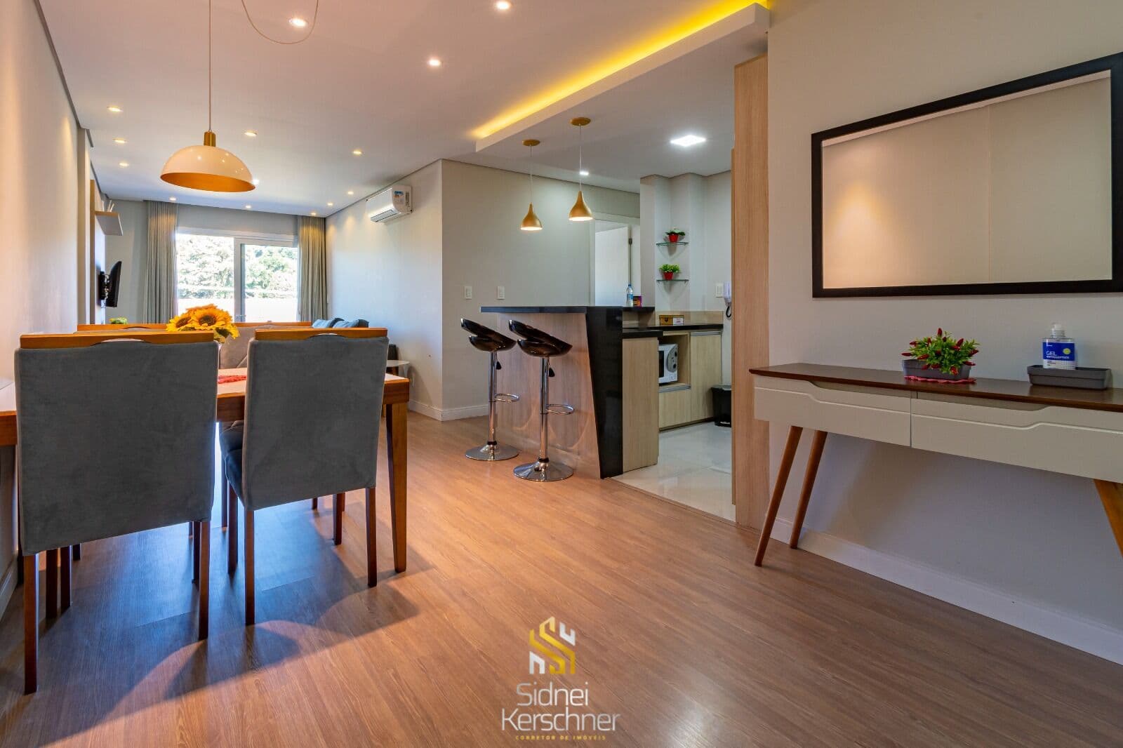 Apartamento 1 Dorm. mobiliado no centro de Canela