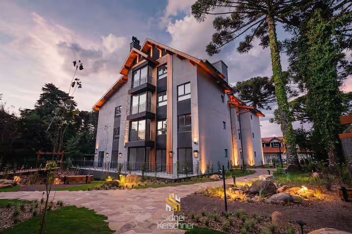 Apartamento Mobiliado com 2 dormitórios ( 1 SUÍTE) e vista para o jardim em Gramado – BAV Residenz