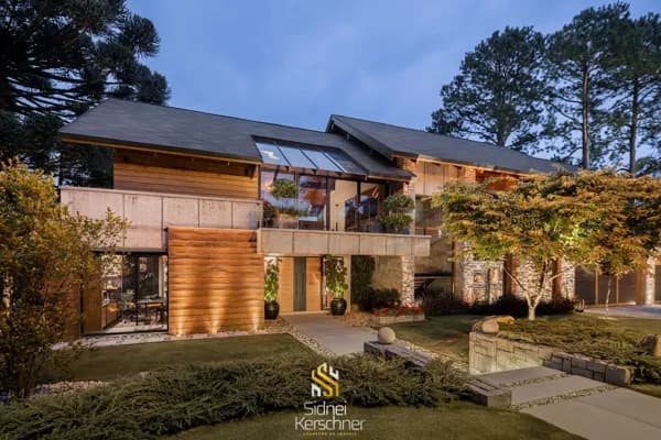 Casa de Alto Padrão em Gramado – 4 Suítes, Automação e Piscina no Aspen Mountain