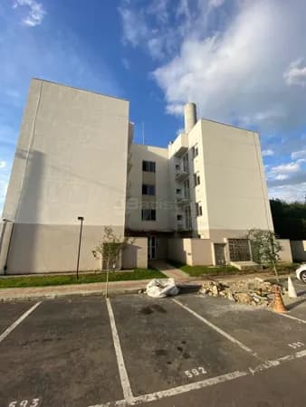 Apartamento em Campo Largo - Jardim Itaqui