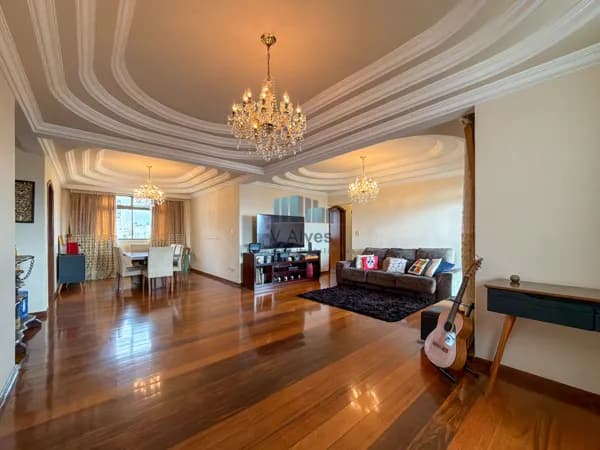 Apto de 4 quartos, com linda vista e muito espaço. À venda, no bairro Cidade Nova!