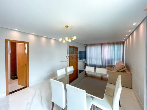 Apartamento com 116m², 3 quartos sendo 03 suítes, 4 vagas. À venda, no bairro Ipiranga!