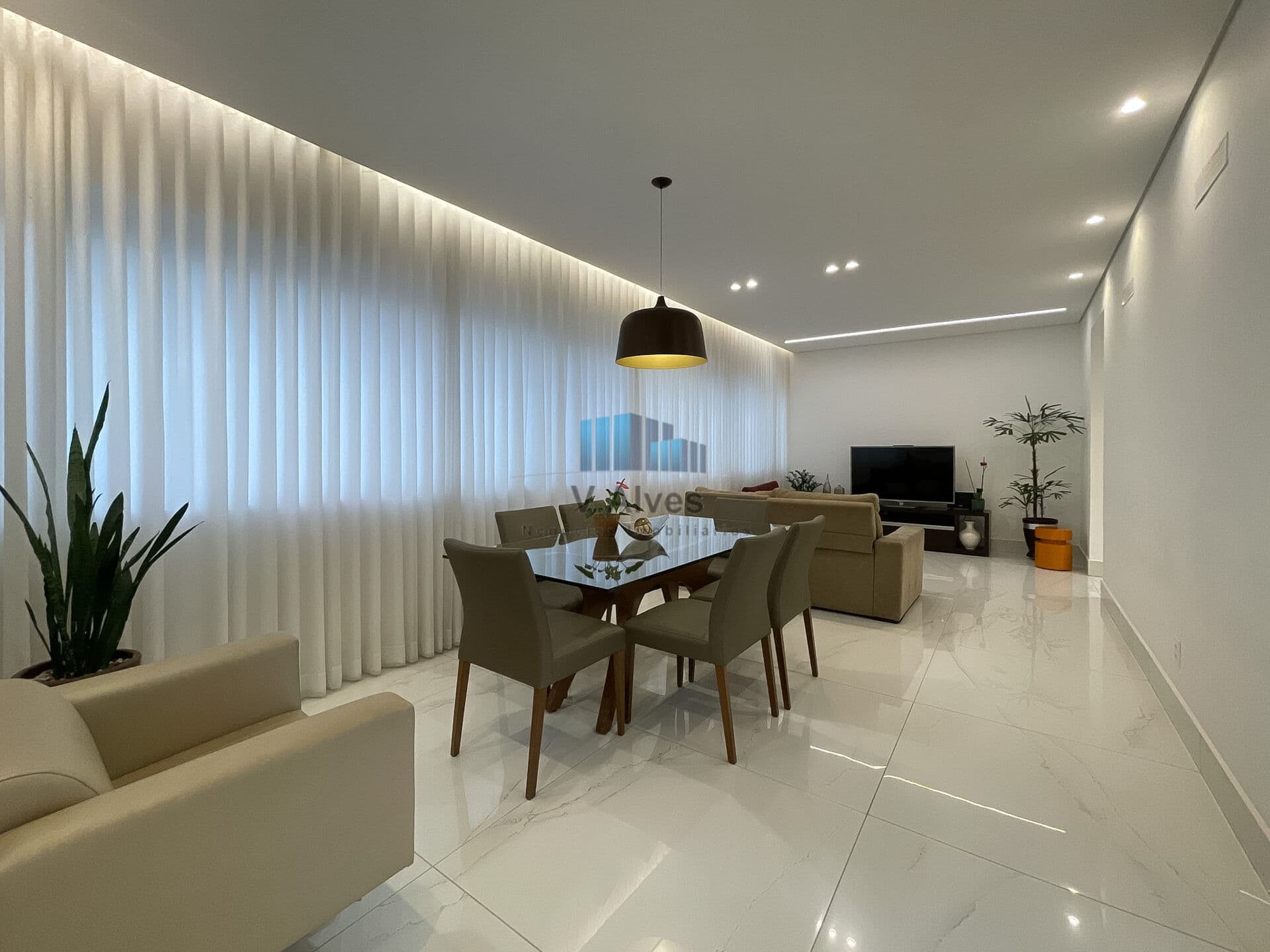 Apartamento de Alto Padrão à Venda no Cidade Nova | 4 Quartos | Andar Alto | 3 Vagas | Lazer Completo
