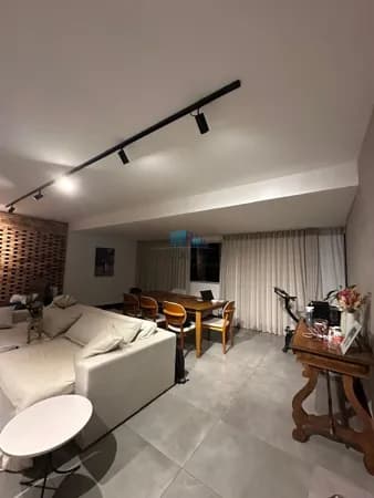 Apartamento com 2 quartos sendo 01 suíte e closet. À venda, no bairro Anchieta!