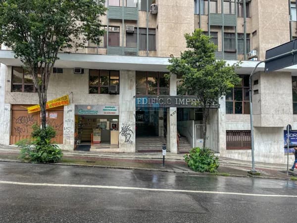(OPORTUNIDADE) Sala comercial com 27,50m². À venda, em ponto estratégico no Centro de Belo Horizonte