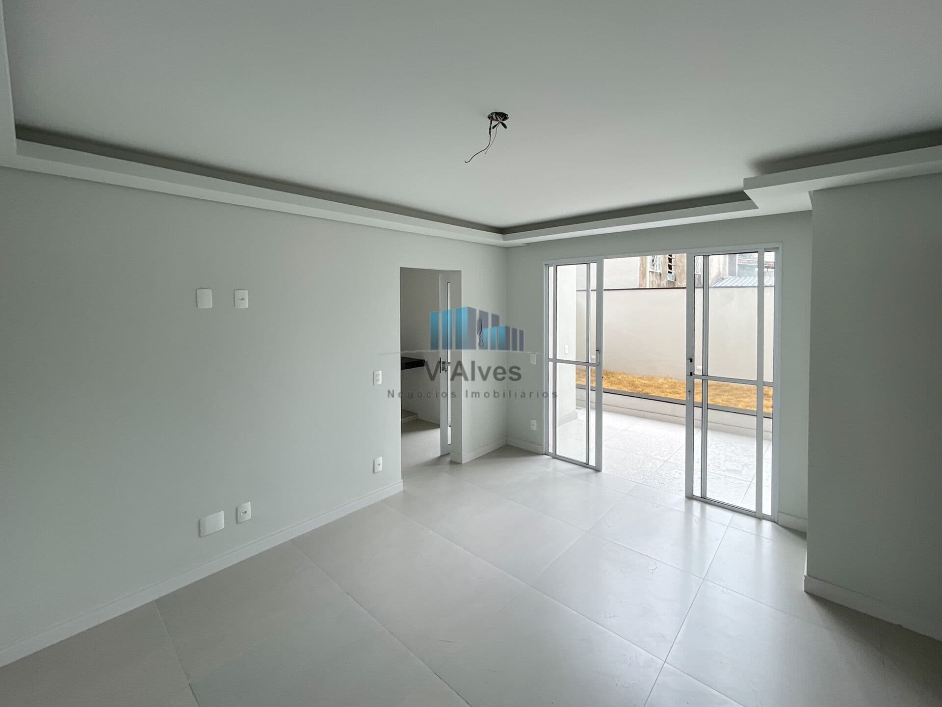Apartamento área privativa, 3 quartos sendo 01 suíte, 2 vagas. À venda, no bairro Santa Inês!