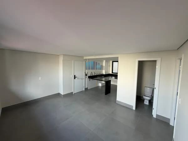 Apartamento de alto padrão, 3 quartos, 2 vagas. À venda, em ponto nobre do Bairro Cidade Nova!