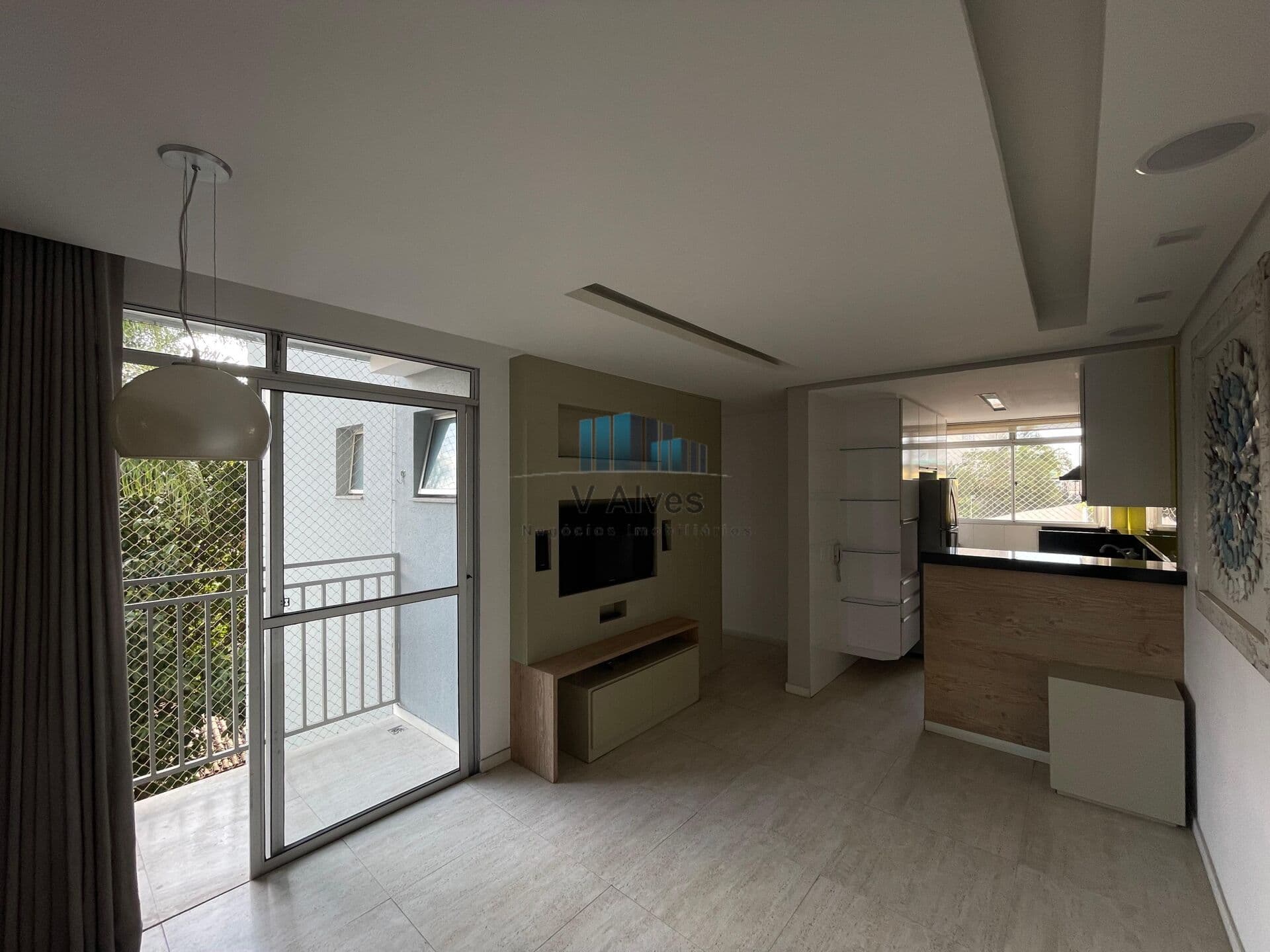 Apartamento com 2 quartos sendo 01 suíte e closet, 2 vagas. À venda, no bairro Castelo!