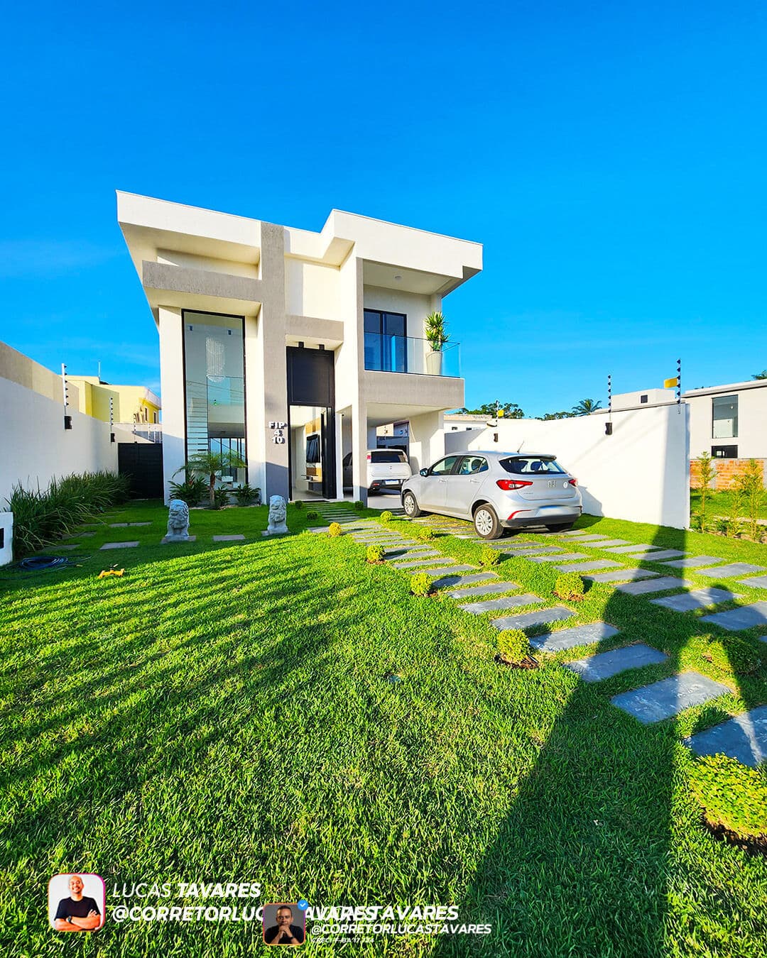 Casa Alto Padrão com 3 suítes e acabamento de primeiríssima qualidade. Condomínio HortoVille - Abrantes.