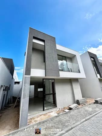 Casas 3 Suítes + Home Office em Condomínio com Lazer. Enseada Residencial– Abrantes