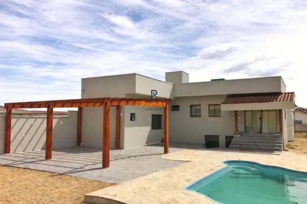 Casa à venda na Avenida Otto Renaux – Brusque/SC
