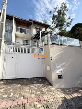 Casa em Brusque - Azambuja