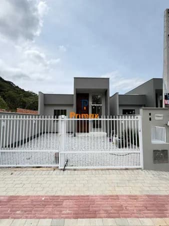 Casa em Brusque - São João