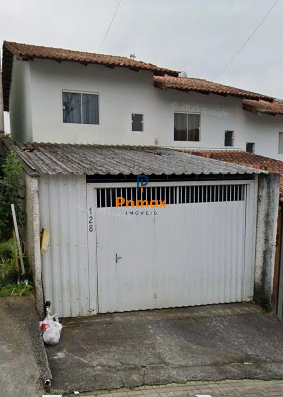 Sobrado em Brusque - Primeiro de Maio