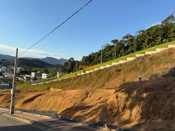 Excelente terreno no Loteamento Green Ville – Centro de Guabiruba/SC