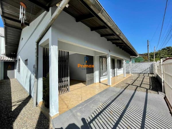 Casa em Brusque - Primeiro de Maio