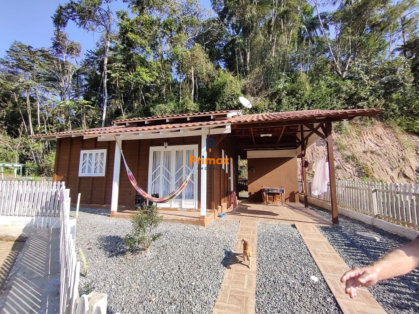 Casa de Madeira Aconchegante em Brusque