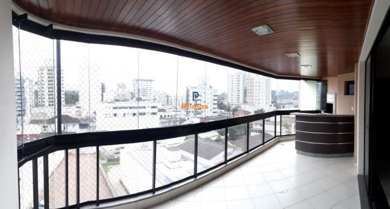 Magnífico apartamento com varandão gourmet no Centro de Brusque 220m2