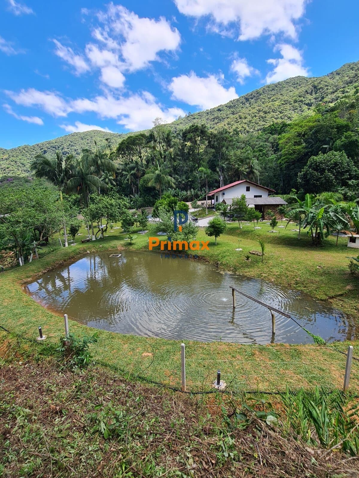 Fazenda/Sítios/Chácaras em Guabiruba - AYMORÉ