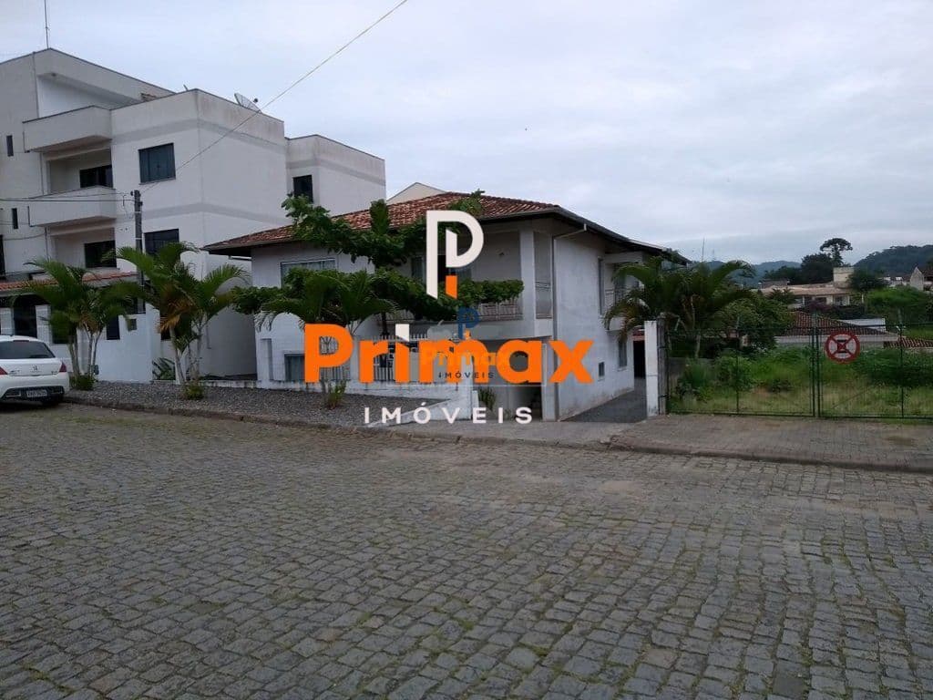 Casa em Brusque - Jardim Maluche