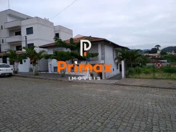 Casa em Brusque - Jardim Maluche