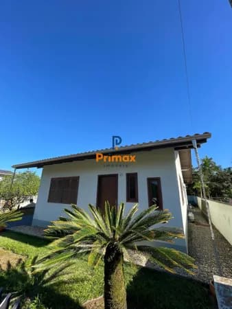 Casa em Brusque - Santa Terezinha