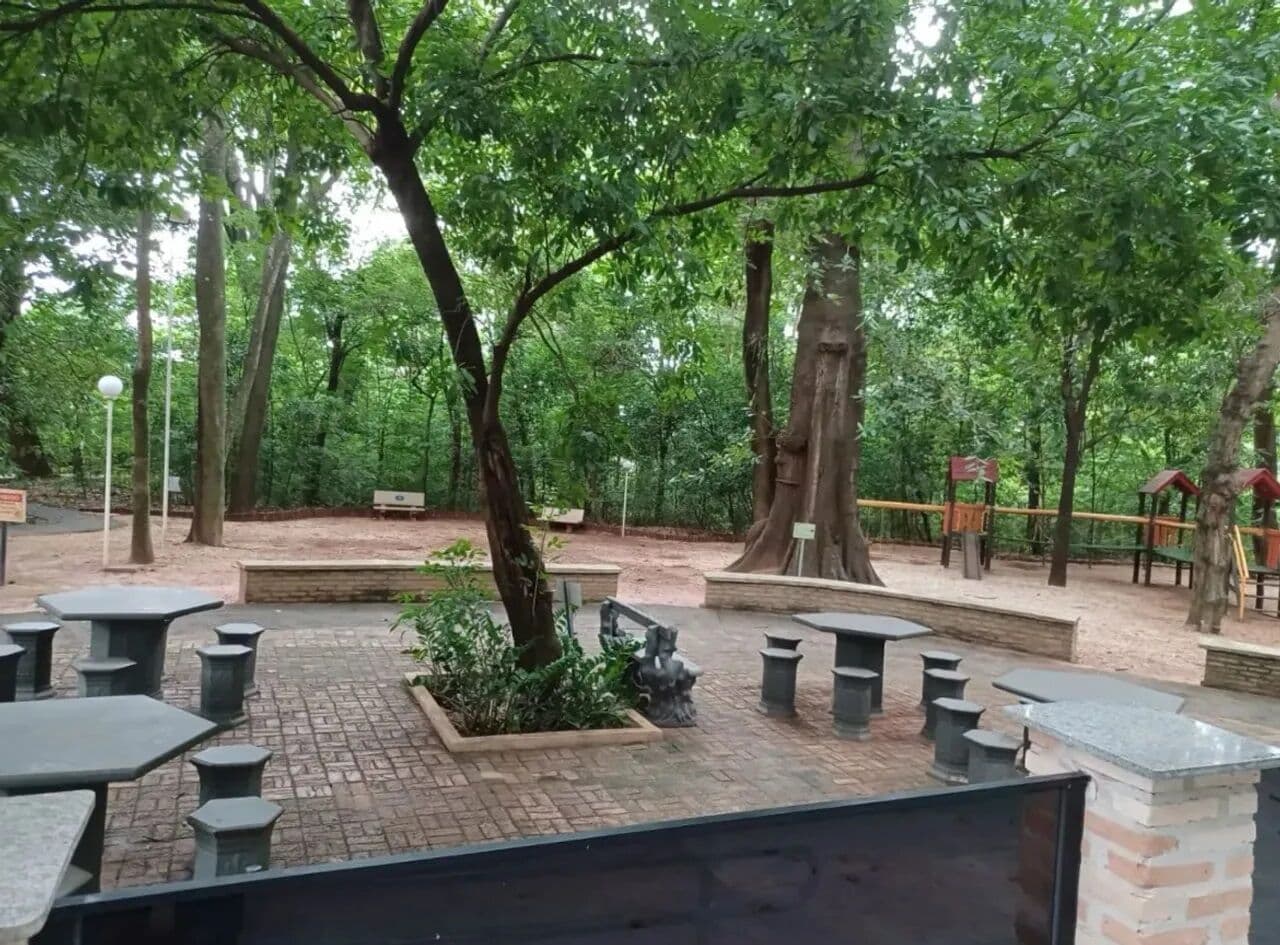 Terreno à venda no Condomínio Jardim Botânico - Bady Bassitt/SP