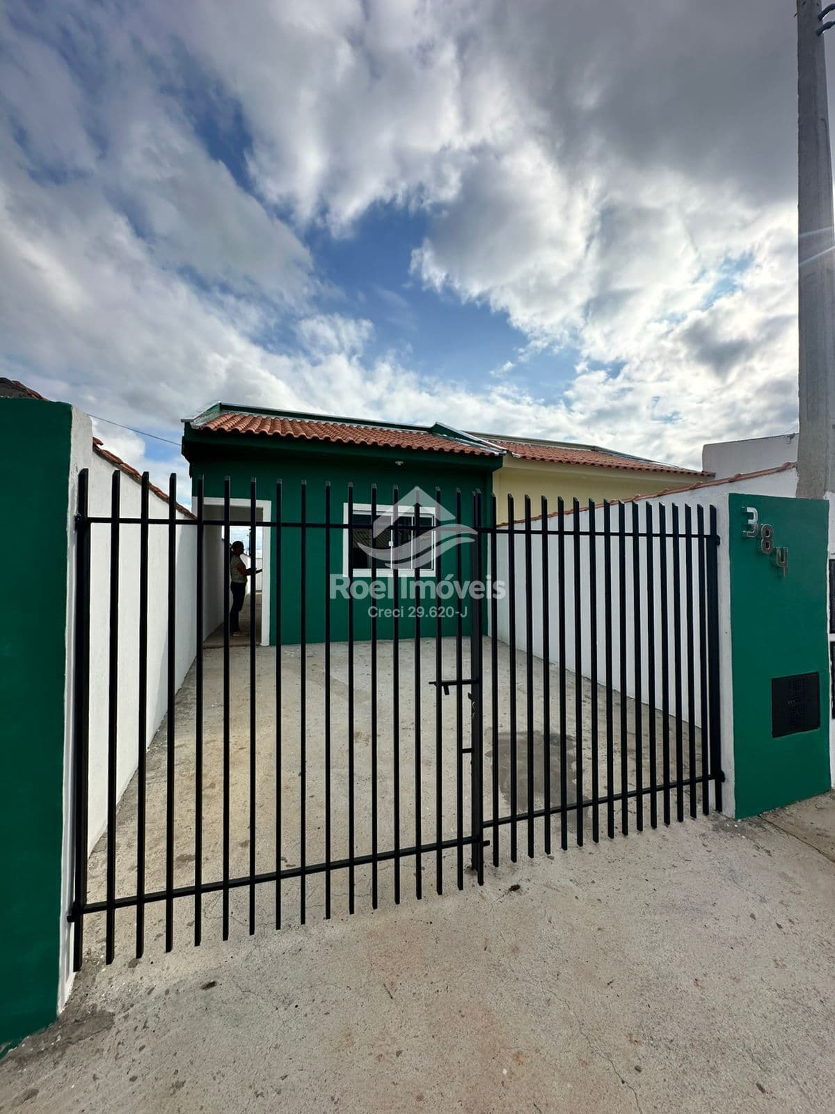 Casa Nova - Venda - 2 qts - 2 vagas - Bela Vista