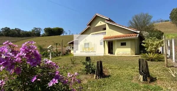 Chácara em Gonçalves à Venda