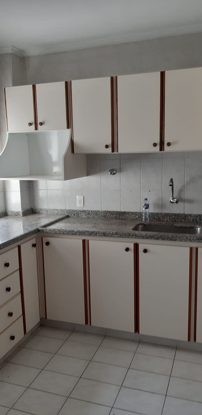 Apartamento Padrão - R$330.000,00