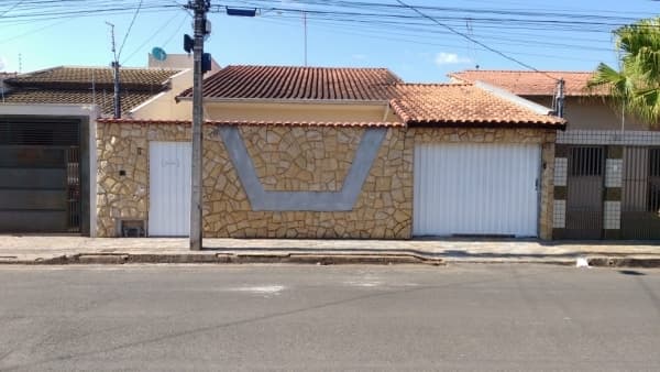 Casa à venda no Jardim Olimpico - R$ 750.000,00