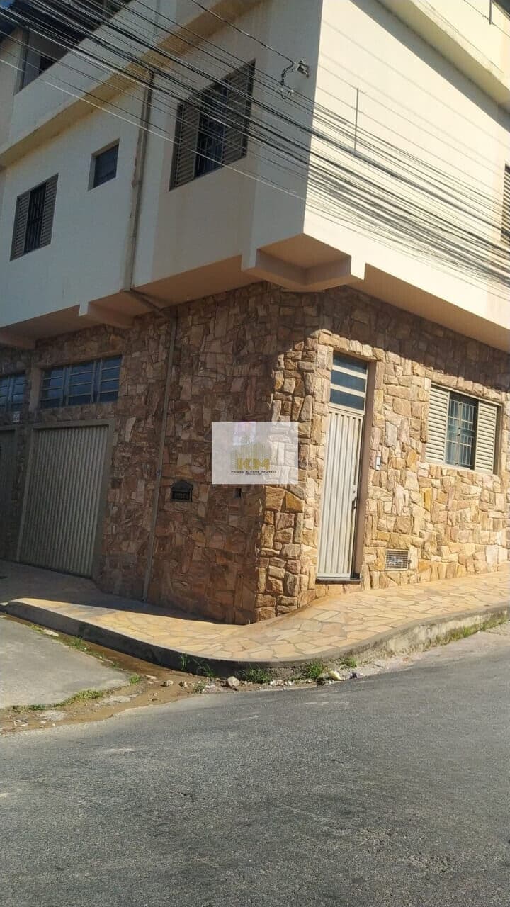 Casa Triplex - Jardim América - R$650.000,00