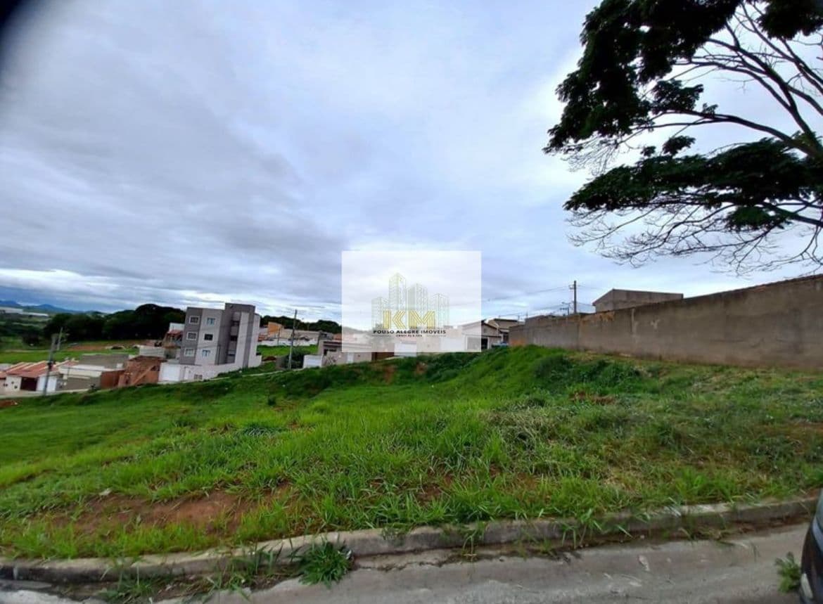 Lote à venda no Santo Expedito