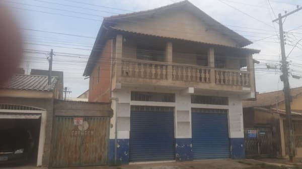 Casa à venda no bairro FAISQUEIRA em Pouso Alegre/MG