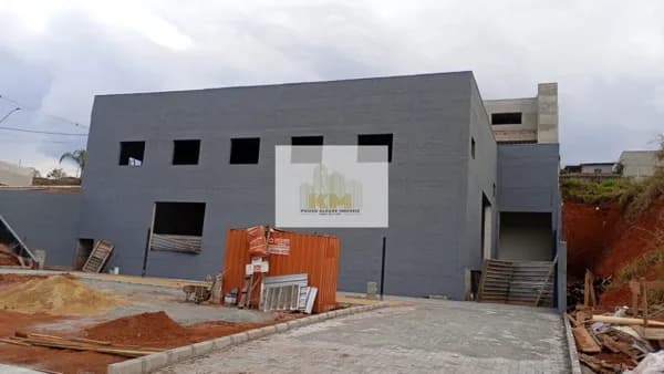 Pavilhão/Galpão Disponível para Locação - R$ 18.000,00
