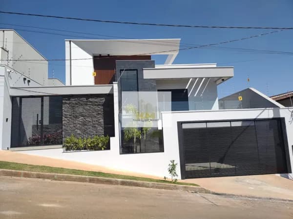 Casa Alto Padrão Serra Morena