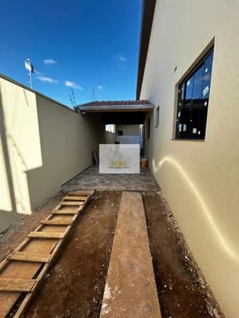 Casa à venda no Parque Real - R$380.000,00