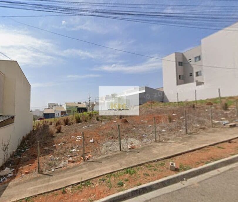 📍 Dois lotes à venda no Parque Real - 320.000,00
