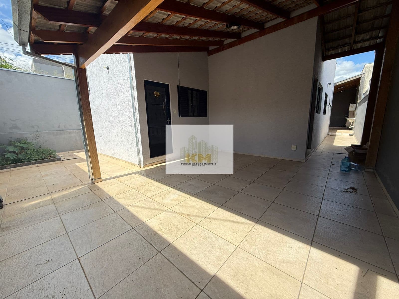 Casa à venda – Parque Real - R$ 440.000,00