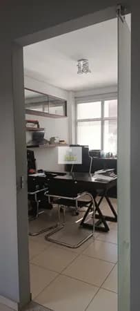 Sala Comercial Mobiliada no Centro Disponível para Locação